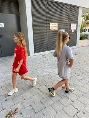 סט צבעוני לילדות חולצה ומכנס - דגם מאיה