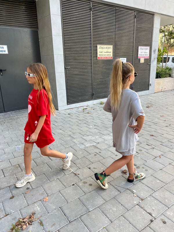 סט צבעוני לילדות חולצה ומכנס - דגם מאיה