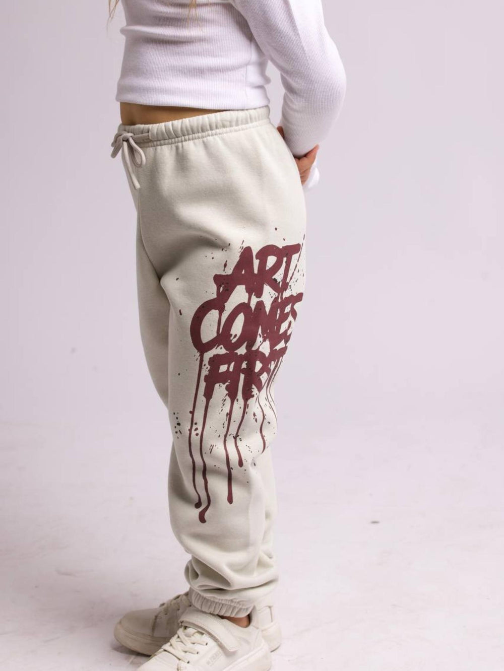 מכנסיים פוטר לילדות דגם Art Drip