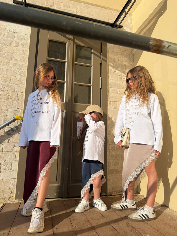 חליפת חצאית סטאן א-סימטרית לילדות