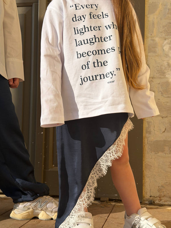 חליפת חצאית סטאן א-סימטרית לילדות