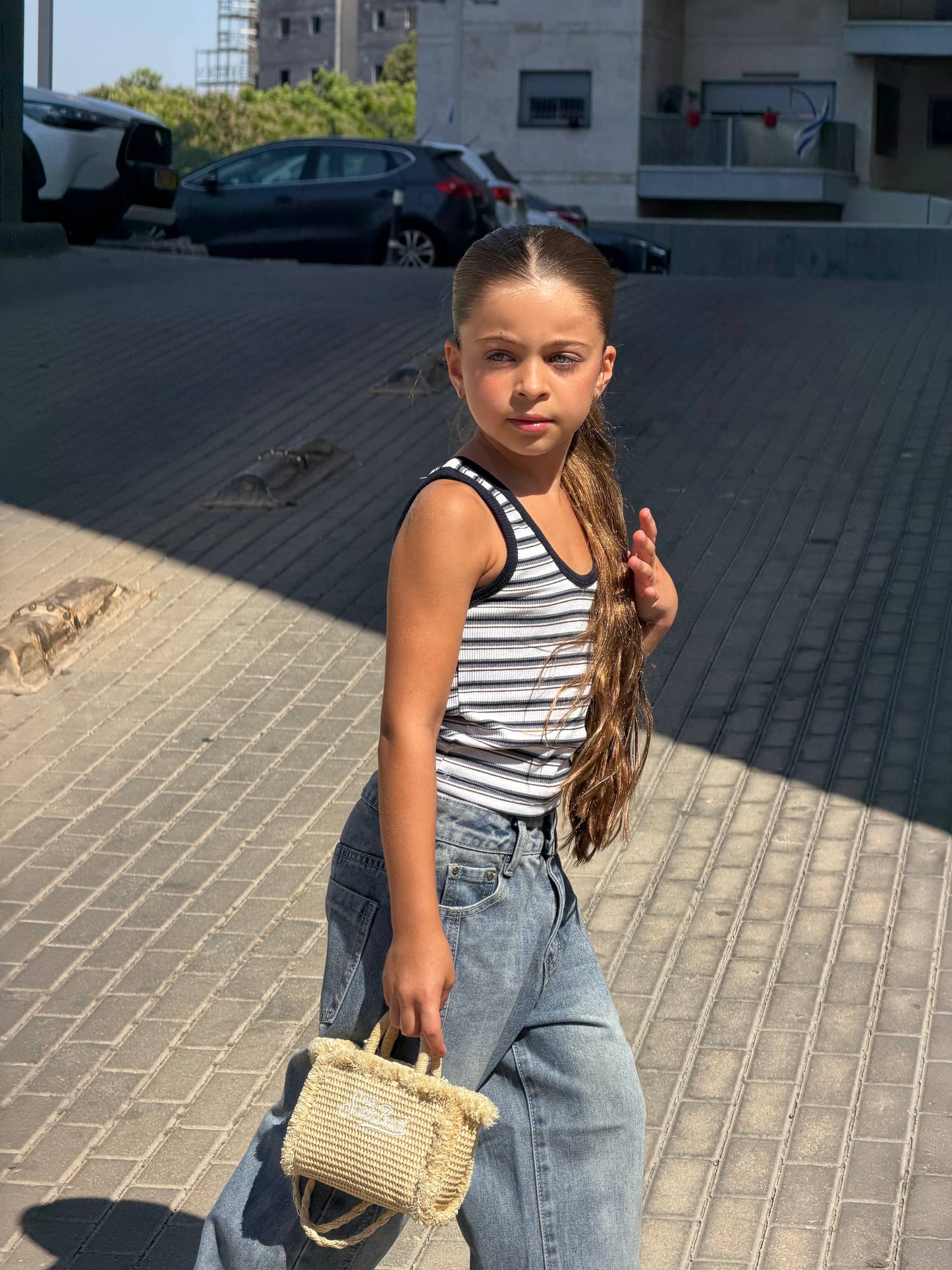 גופיית פסים לילדות