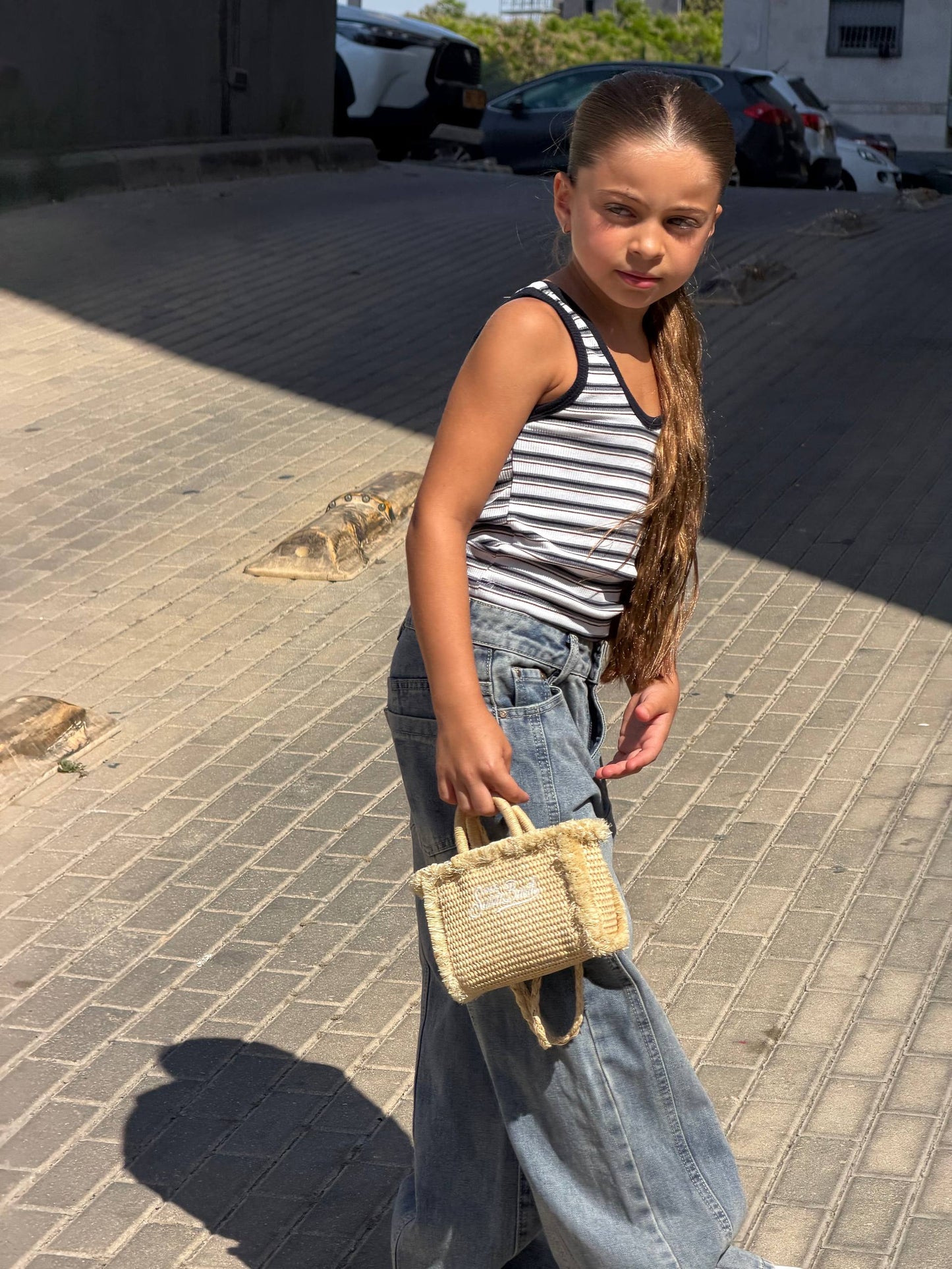 גופיית פסים לילדות