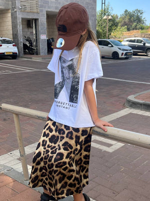 טי שירט לורי