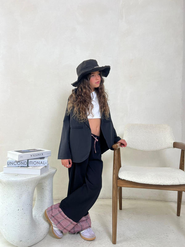 בלייזר מחוייט לילדות - דגם עומר
