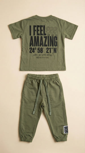 חליפה לילדים מבד טריקו וטרי דגם I FEEL AMAZING