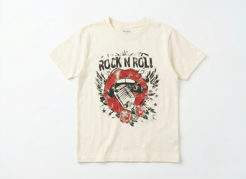 חולצת טריקו לילדות דגם kiss