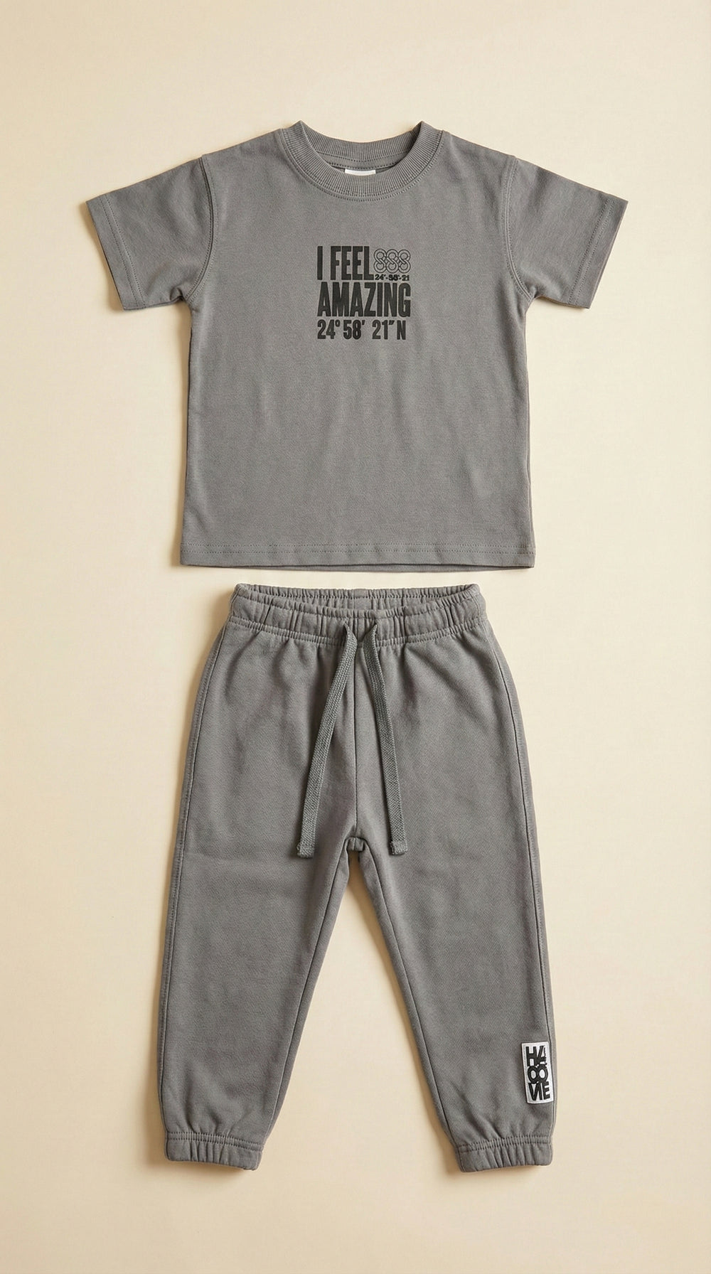 חליפה לילדים מבד טריקו וטרי דגם I FEEL AMAZING