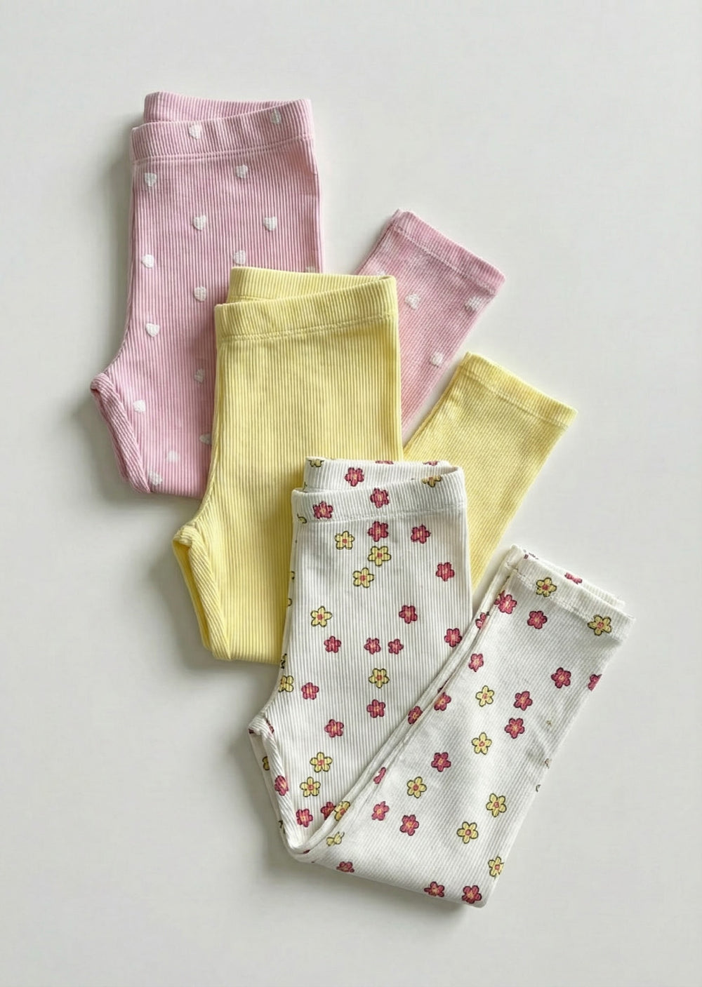 שליישית טייץ ריב לילדות