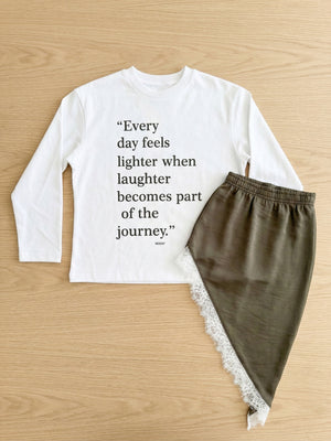 חליפת חצאית סטאן א-סימטרית לילדות