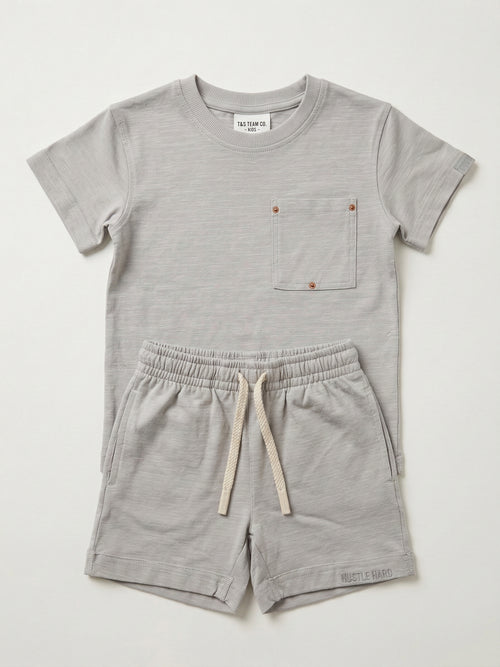 חליפה לילדים דגם כיס