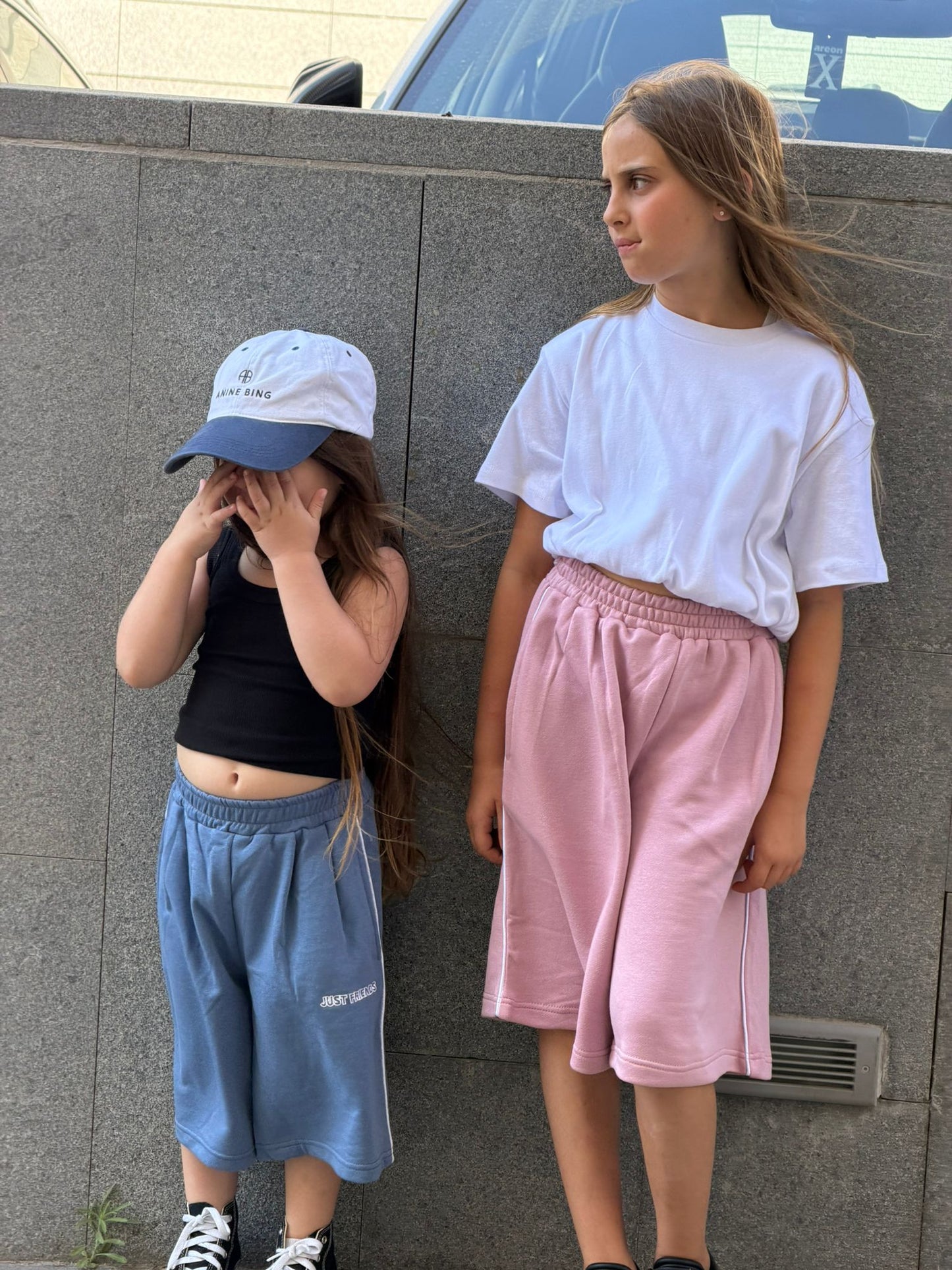 מכנס אורבן ברמודה עם רקמה לילדות