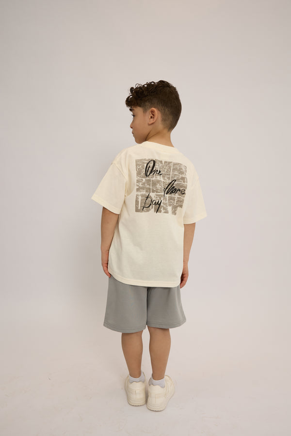 חליפה לילדים מבד טריקו וטרי דגם One More Day